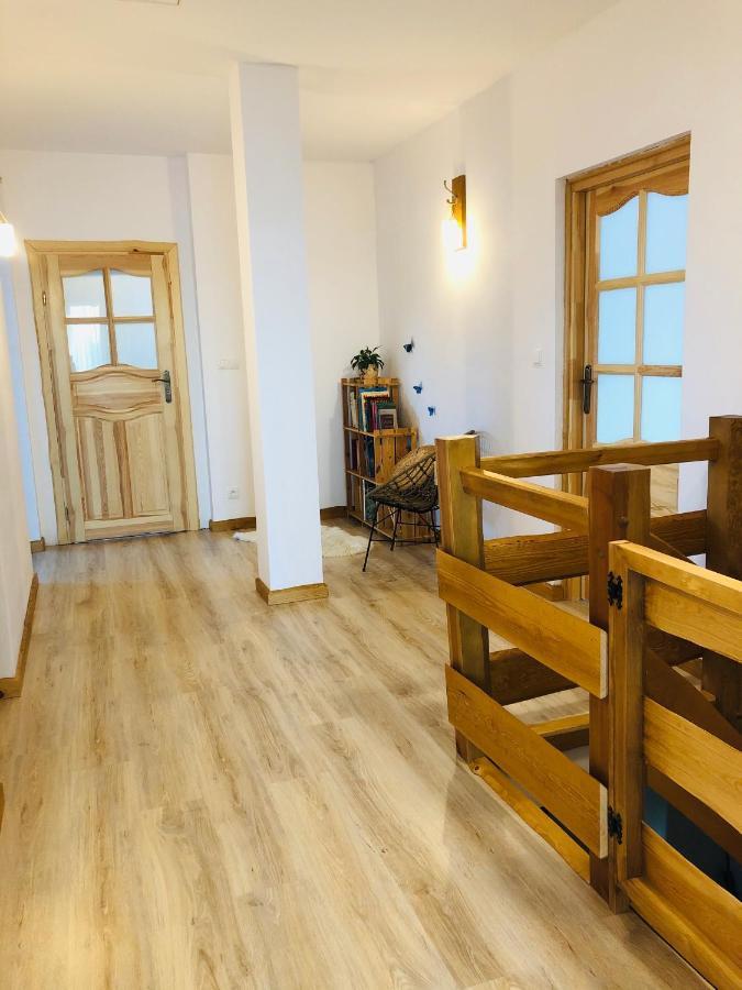 Villa Nibylandia Motylkowa Nowa Wies Grodziska Exterior foto